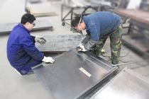 分类垃圾亭车间